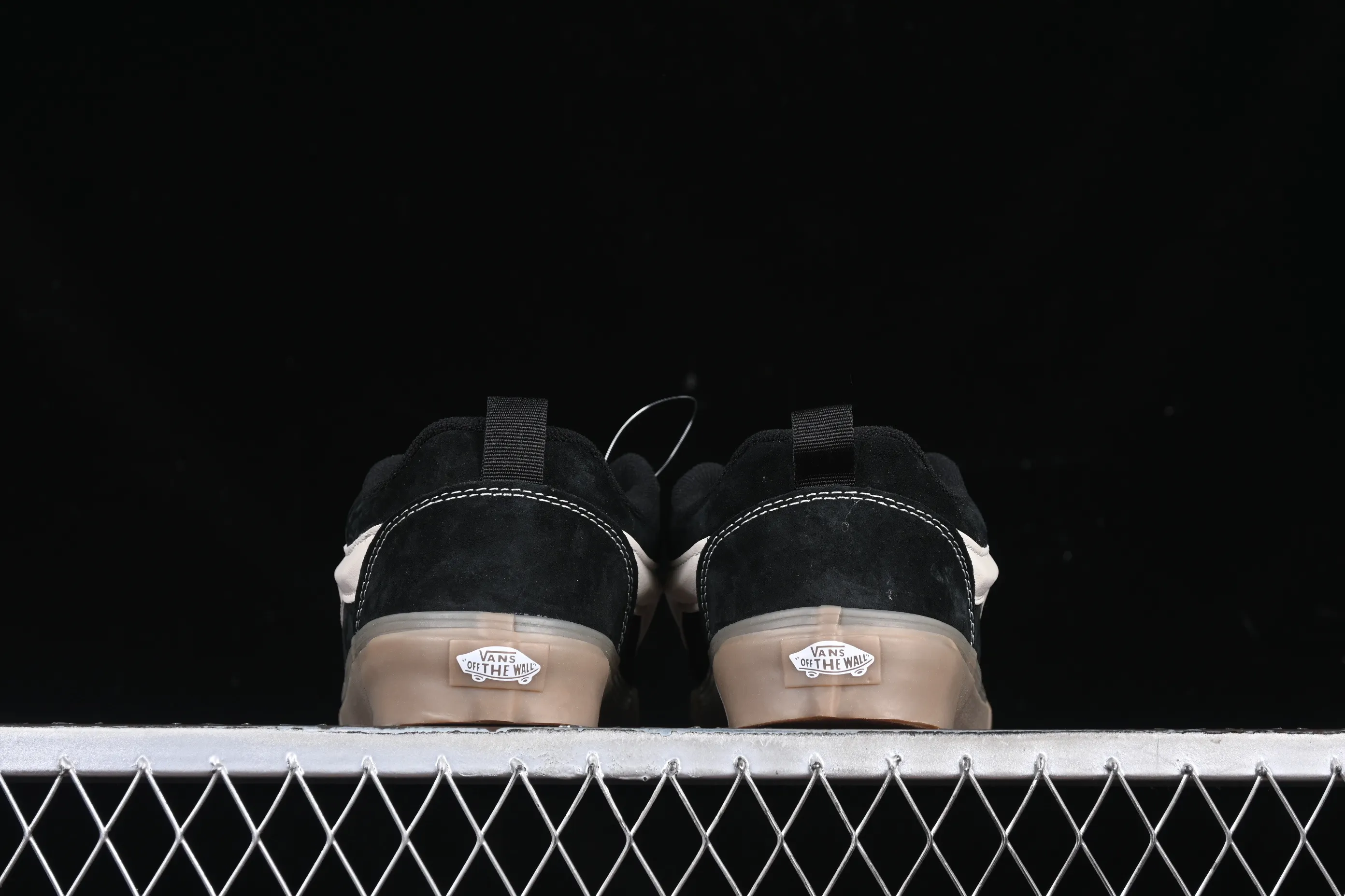 All categories Vans Vans series Vans Low Vans low-top Vans Knu Skool Vans low-top retro casual vulcanized bread shoes VN0009QCB9M
